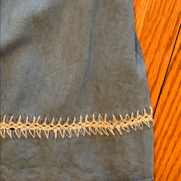 Paper Crane Blue Blouse with Detail - Picture 4 of 5